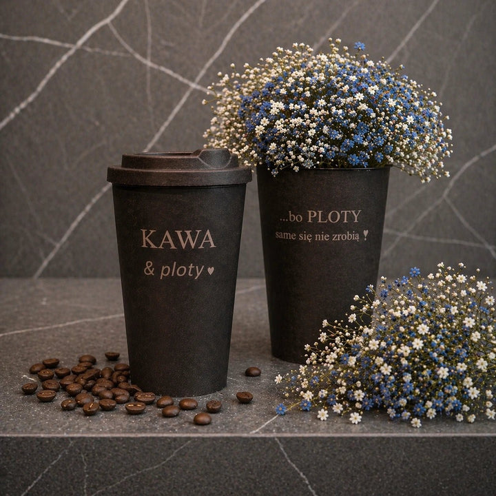 Kubek z kawowych fusów
